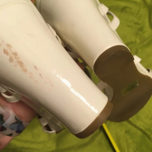 EUC WNS Cream Heels Sz 9.5 - Picture 9 of 9